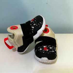 Nike Sneakers Size 4C